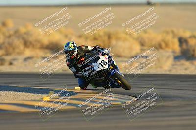 media/Nov-17-2024-CVMA (Sun) [[1fec520723]]/Race 18-Supersport Middleweight/